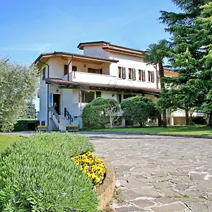 https://relais-bb-pacengo.hotelinveneto.com