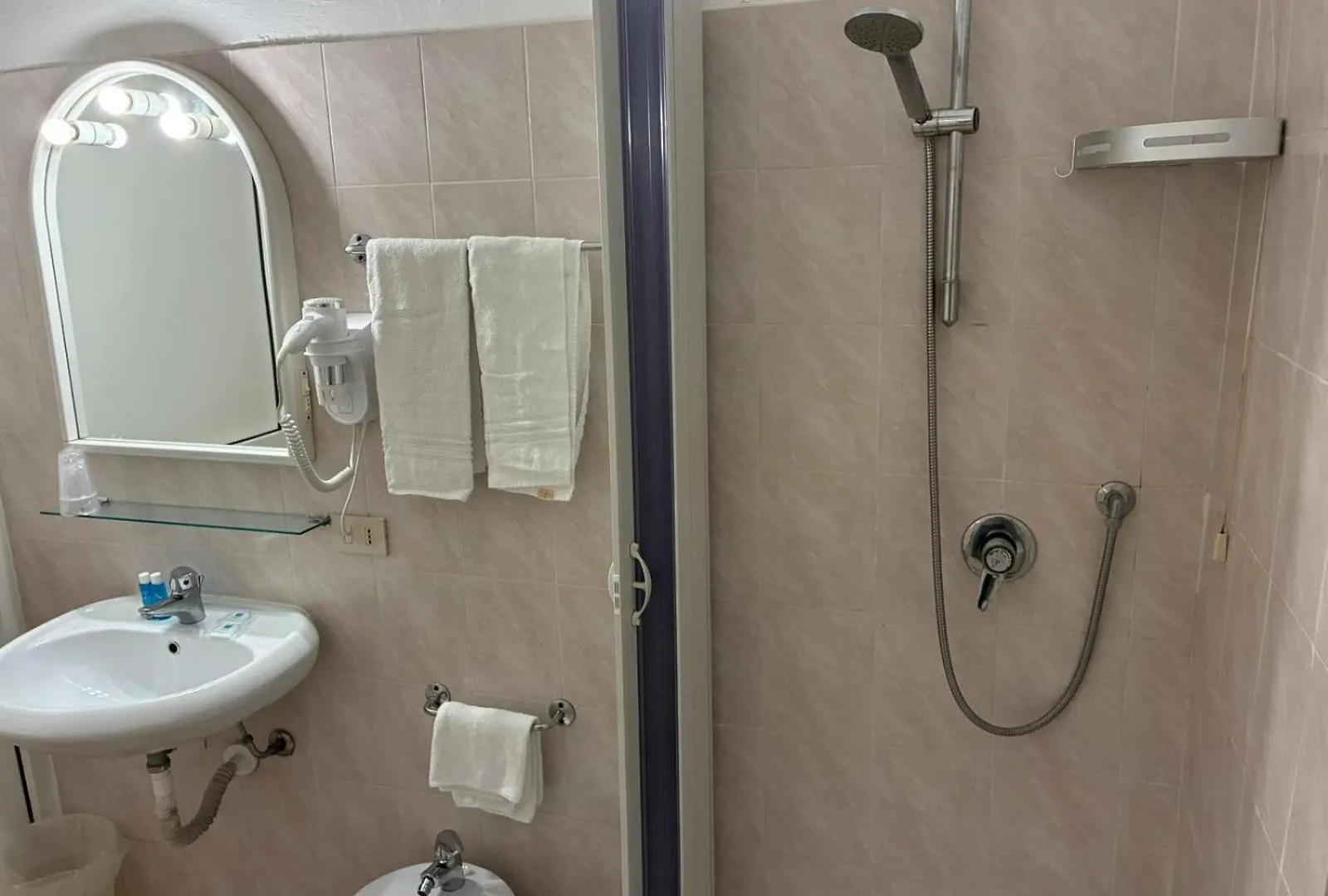 Hotel Annunziata Massa   Massa (Tuscany)